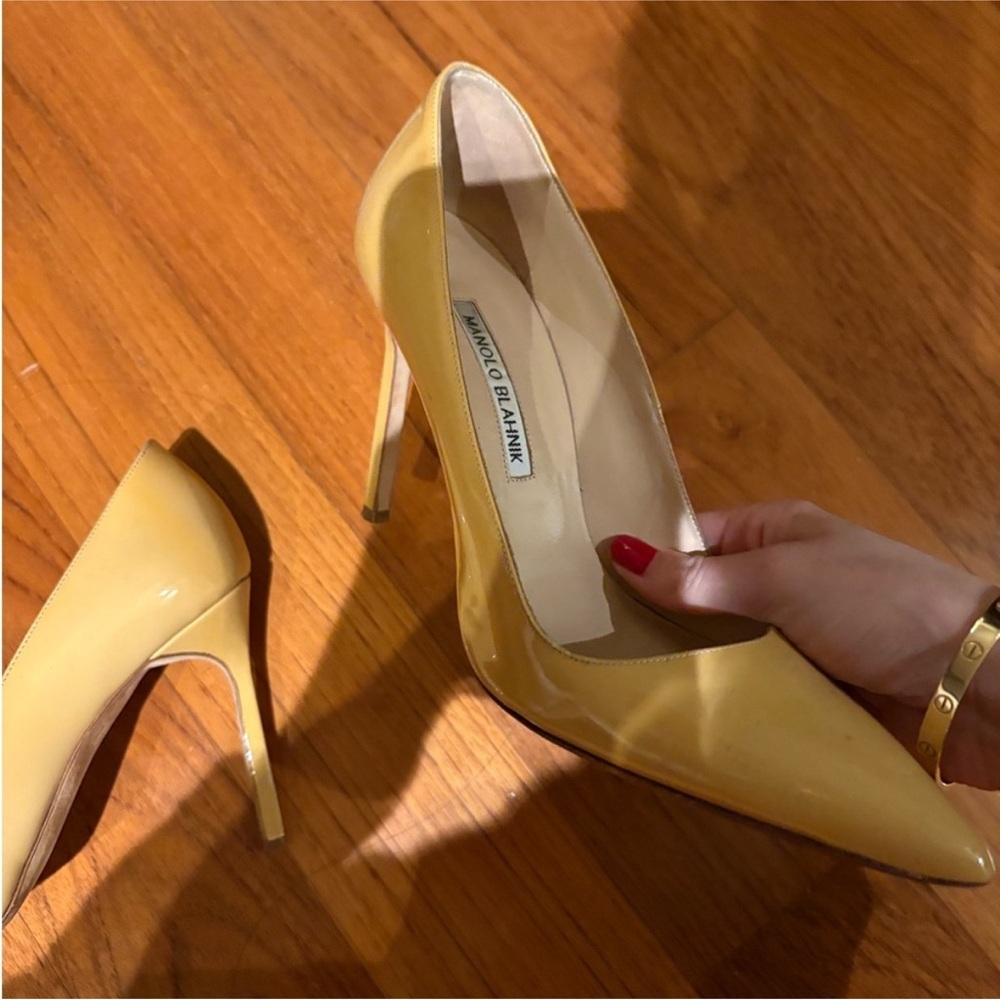 Manolo Blahnik patent heels - Picture 4 of 6